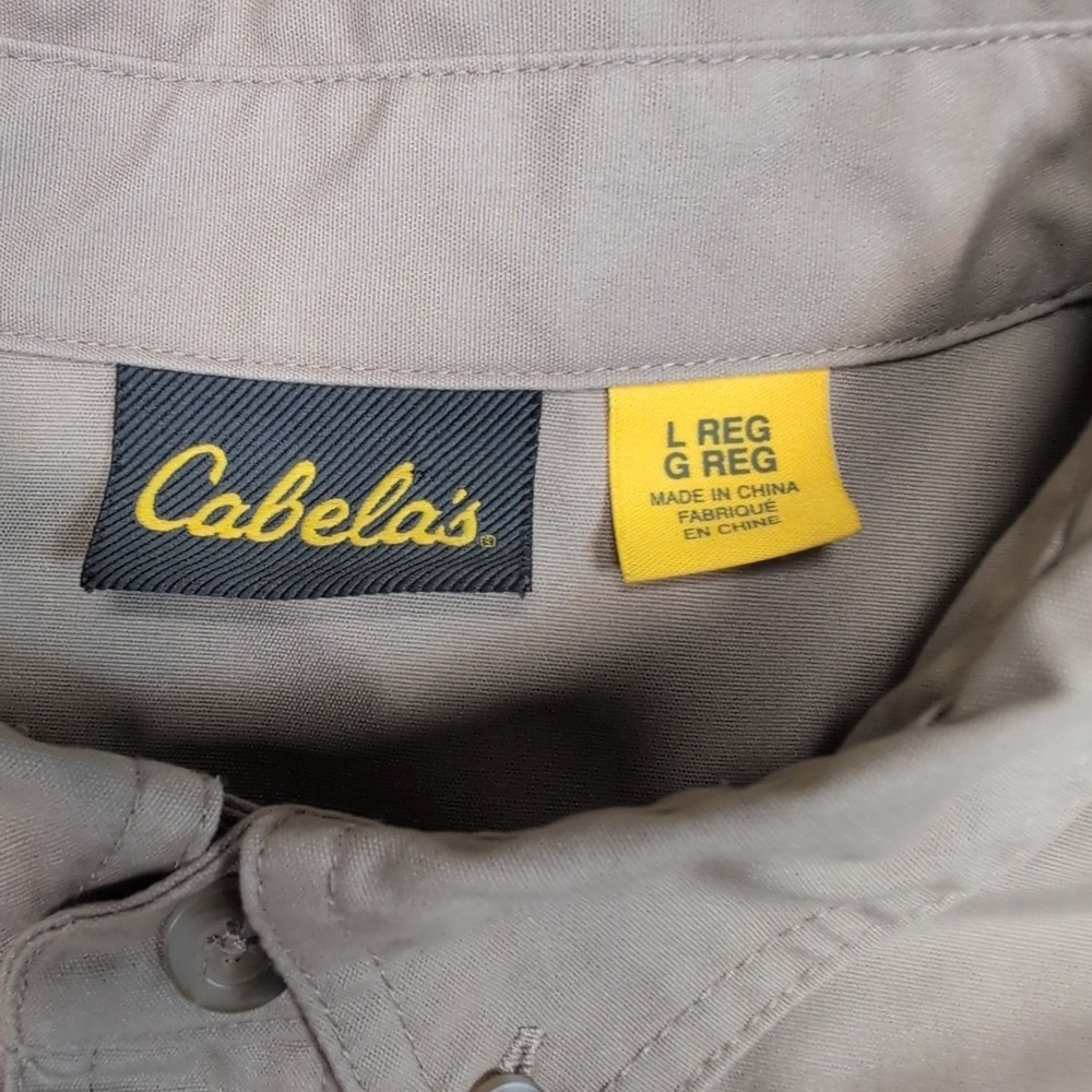 Cabela's Shirt Mens L Biege Button Up Casual Pockets Outdoors Active Uniform - Picture 6 of 10